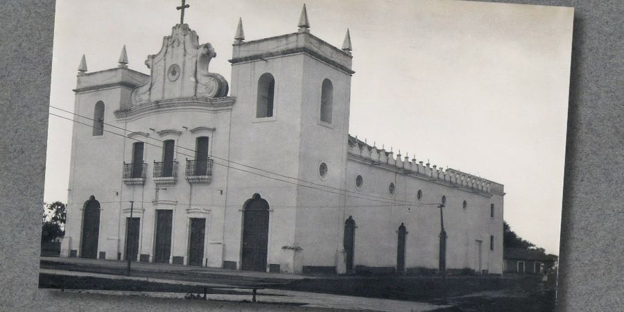 Igreja de Nossa Senhora dos Prazeres. Aracati-CE. 1943. Acervo fotográfico de Abílio Monteiro.